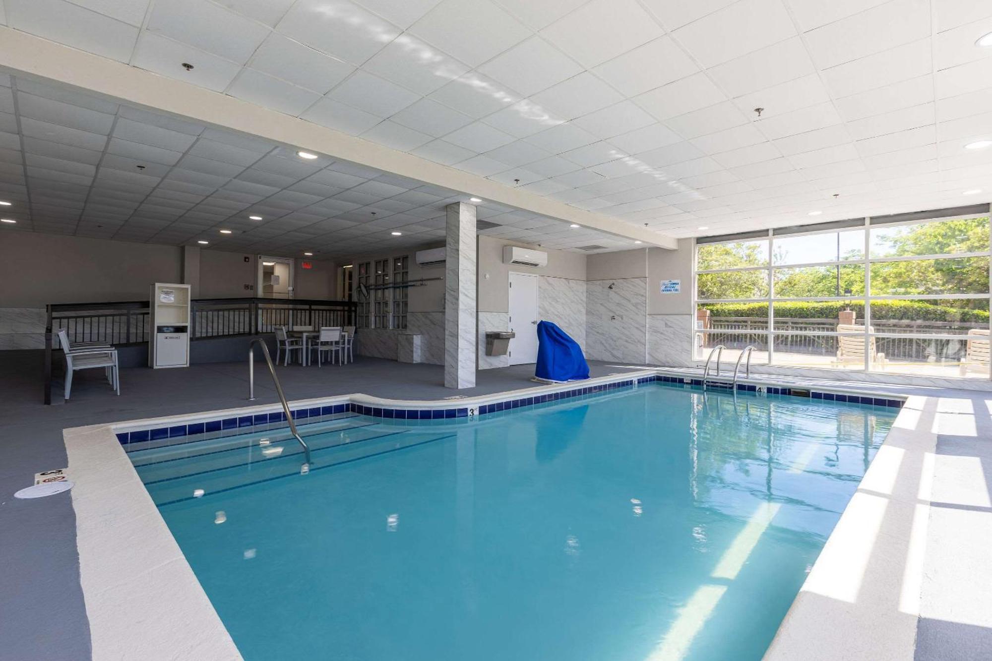 Country Inn & Suites By Radisson, Lake Norman Huntersville, Nc Exteriör bild